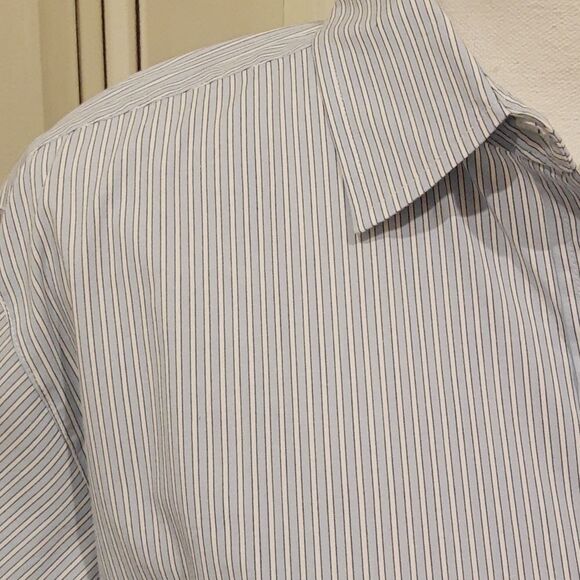 Cabi 746 Button Up Size Small Long Sleeve Blue White Pinstripe Relaxed Fit - Picture 4 of 6